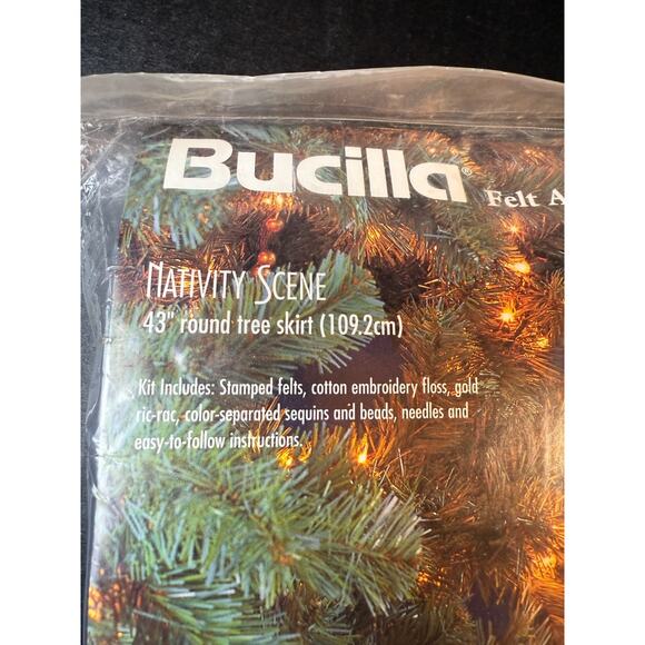 Bucilla Christmas Felt Applique Tree Skirt Kit 83419 Nativity Scene 43" NOS - Picture 2 of 7